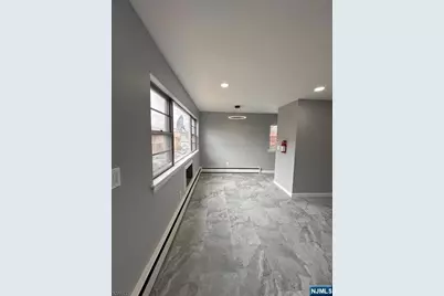 916 Stuyvesant Avenue W-1 #w-1, Irvington, NJ 07111 - Photo 4