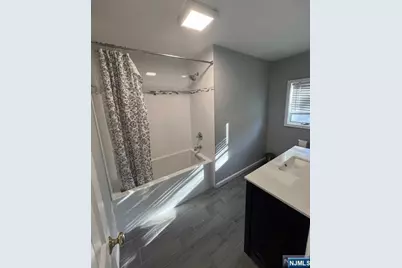 812 W Glenside Court, Oradell, NJ 07649 - Photo 20