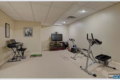 6 Norman Court, Livingston, NJ 07039 - Photo 20