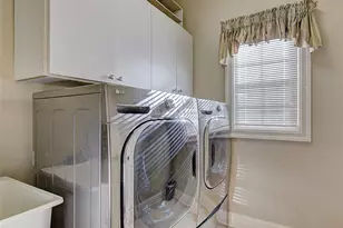 6 Norman Ct, Livingston, NJ 07039 - Photo 22