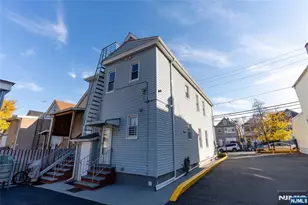 284 Summer St, Passaic, NJ 07055 - Photo 36