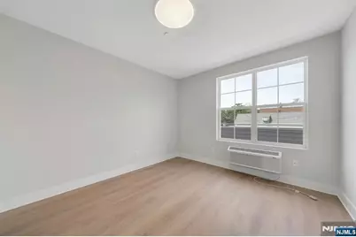 1 Center Street 308 #308, Clifton, NJ 07011 - Photo 6
