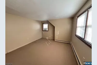 30 Garden Avenue, Woodland Park, NJ 07424 - Photo 2