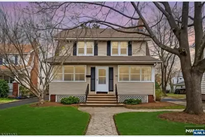 143 Parmalee Avenue 2 #2, Hawthorne, NJ 07506 - Photo 1