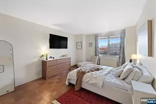 2077 Center Ave 7G, Fort Lee, NJ 07024 - Photo 8