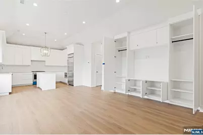 445 Ramapo Valley Road 3 #3, Oakland, NJ 07436 - Photo 6