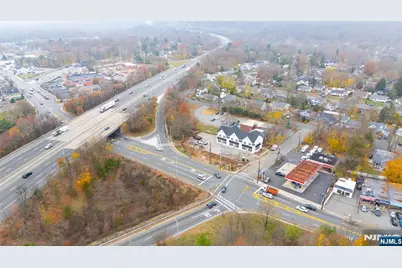 445 Ramapo Valley Road 3 #3, Oakland, NJ 07436 - Photo 16