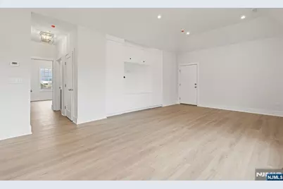 445 Ramapo Valley Road 3 #3, Oakland, NJ 07436 - Photo 10