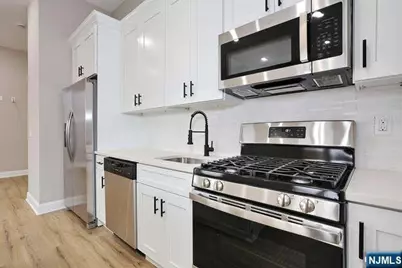 385 Passaic Avenue 5 #5, Lodi, NJ 07644 - Photo 4