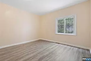 70 Sherman Ave, Newark, NJ 07114 - Photo 4