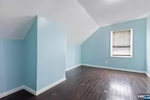 70 Sherman Ave, Newark, NJ 07114 - Photo 26