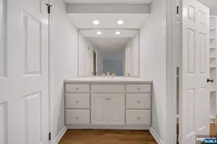 12 Sandburg Ct, Mahwah, NJ 07430 - Photo 18