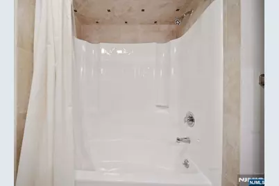 12 Sandburg Court, Mahwah, NJ 07430 - Photo 24