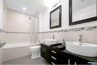 807 Edgewood Lane B #B, Fort Lee, NJ 07024 - Photo 26