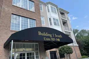 132 Cory Ln 132, Elmwood Park, NJ 07407 - Photo 2