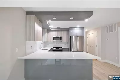 526 64th Street 2 #2, West New York, NJ 07093 - Photo 6