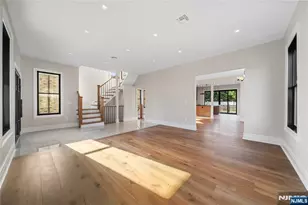 475 Morse Ave, Ridgefield, NJ 07657 - Photo 8