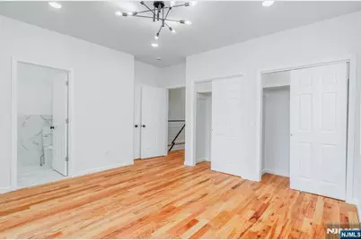 85 Myrtle Avenue 1 #1, Jersey City, NJ 07305 - Photo 6