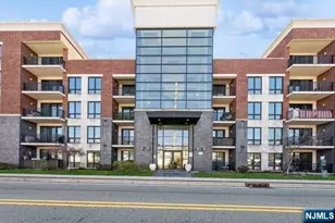 17 Meadow Road 401, Rutherford, NJ 07070 - Photo 22