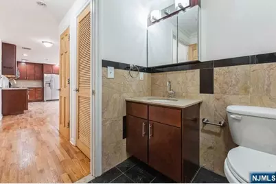 17 Meadow Road 401 #401, Rutherford, NJ 07070 - Photo 20