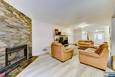 6 Hanson Place 6 #6, Wayne, NJ 07470 - Photo 16