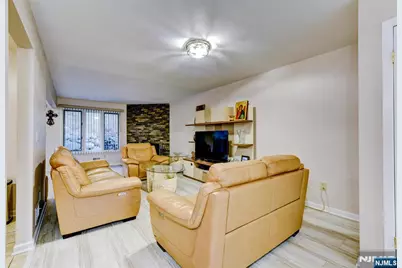 6 Hanson Place 6 #6, Wayne, NJ 07470 - Photo 6