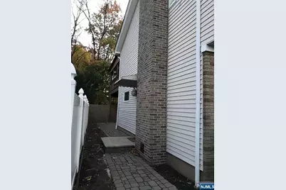 34 Willow Wood Court 1st Fl #1st fl, East Rutherford, NJ 07073 - Photo 12