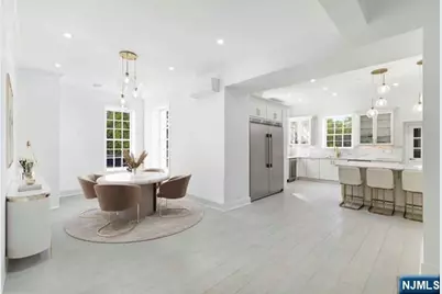 394 E Palisade Avenue, Englewood, NJ 07631 - Photo 8