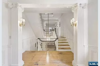 394 E Palisade Avenue, Englewood, NJ 07631 - Photo 16