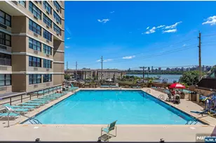 7002 Blvd East Blvd 3A, Guttenberg, NJ 07093 - Photo 26