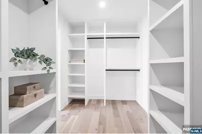 285 Wayne Avenue, River Edge, NJ 07661 - Photo 28