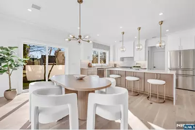 285 Wayne Avenue, River Edge, NJ 07661 - Photo 10