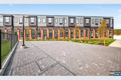 315 Railroad Avenue 108 #108, East Rutherford, NJ 07073 - Photo 24