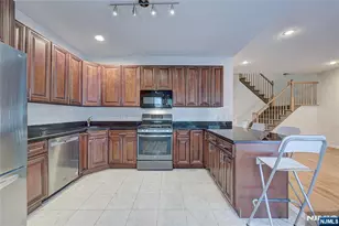 3 Champion Blvd, Livingston, NJ 07039 - Photo 8