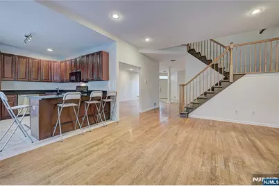 3 Champion Boulevard, Livingston, NJ 07039 - Photo 10