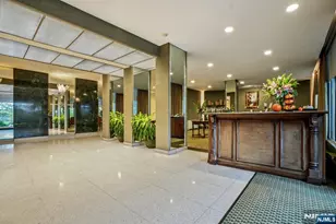 301 Beech 12E, Hackensack, NJ 07601 - Photo 28