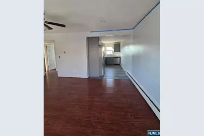 25 Oxford Street, Paterson, NJ 07522 - Photo 4