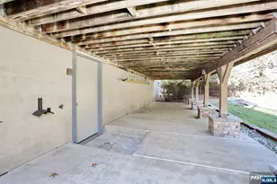 602 Mill Run, Paramus, NJ 07652 - Photo 46