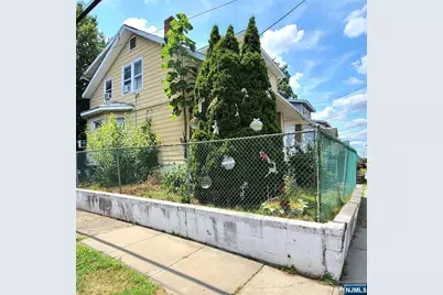 300-302 19th Avenue, Paterson, NJ 07504 - Photo 2