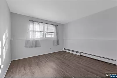 64 Gilbert Avenue, Elmwood Park, NJ 07407 - Photo 12
