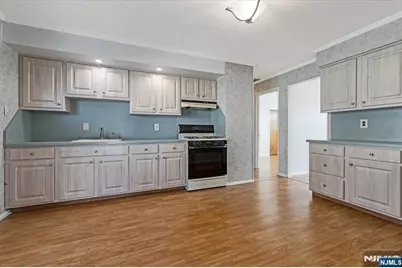 64 Gilbert Avenue, Elmwood Park, NJ 07407 - Photo 6