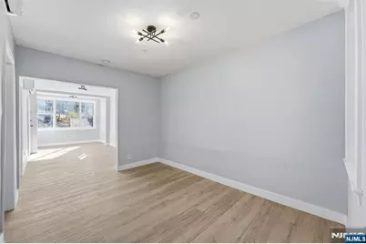 20 Wickham Street, Passaic, NJ 07055 - Photo 4