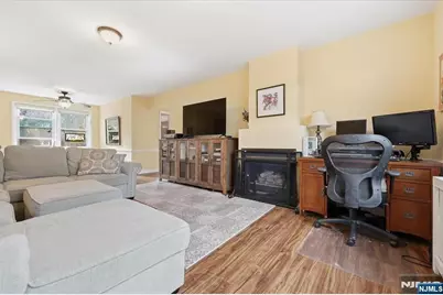 349 Bloomfield Avenue 117 #117, Verona, NJ 07044 - Photo 4