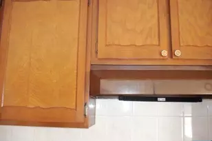 421 Leonhardt Dr 2nd Floor, Saddle Brook Township, NJ 07663 - Photo 10