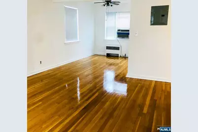 460 Clubway 43 #43, Hackensack, NJ 07601 - Photo 4