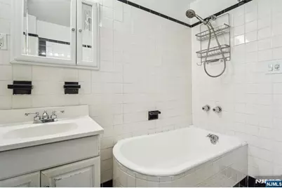 44 Elm Street 2nd Fl #2nd FL, Montclair, NJ 07042 - Photo 22