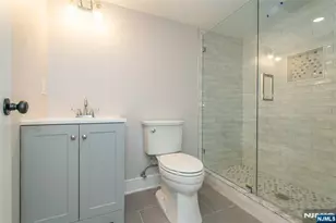 86 Lake W Dr, Wayne, NJ 07470 - Photo 22