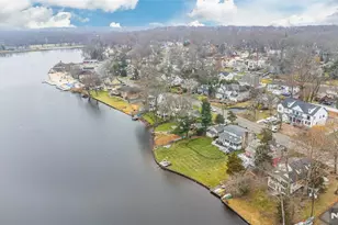 86 Lake W Dr, Wayne, NJ 07470 - Photo 32