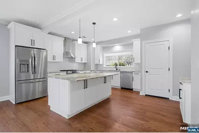 17 Lakeview Avenue, Park Ridge, NJ 07656 - Photo 10