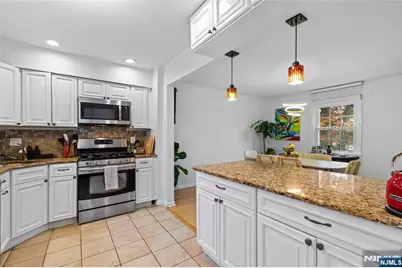 480 Livingston Avenue, Livingston, NJ 07039 - Photo 14